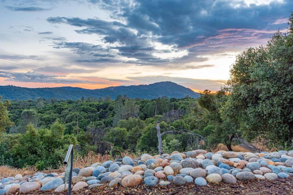 Villa Sunset W/view & Hot Tub@yosemite & Bass